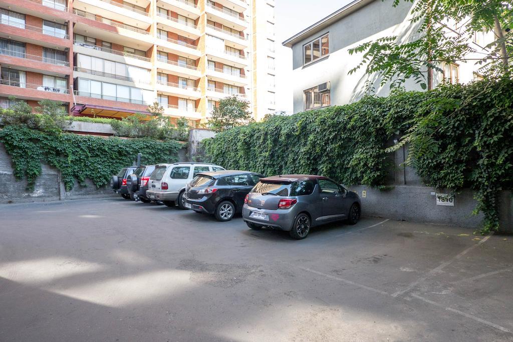 Livinnest Apartments Santiago Luaran gambar