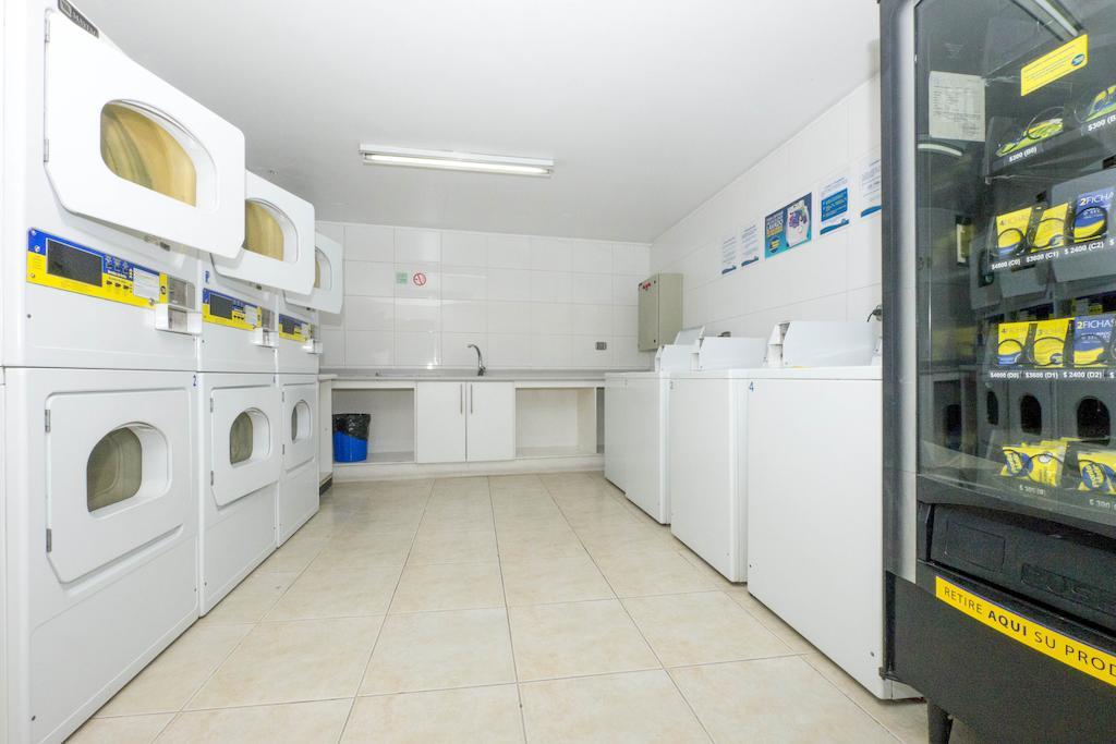 Livinnest Apartments Santiago Luaran gambar