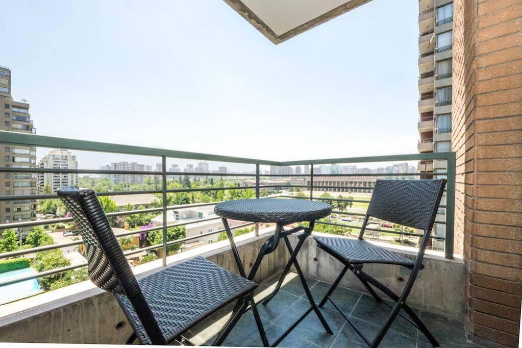 Livinnest Apartments Santiago Luaran gambar